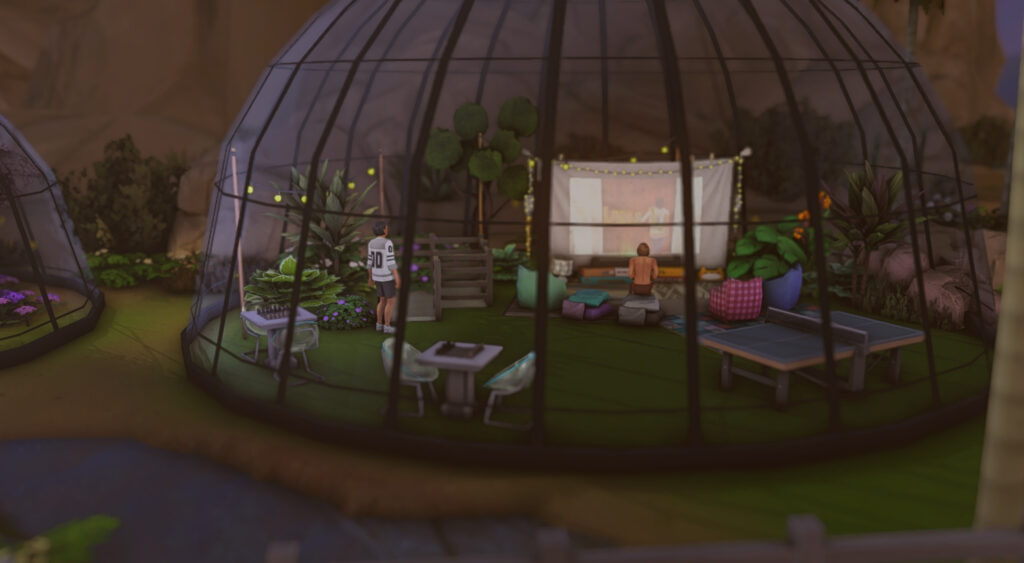 10 Sims 4 Parks & Outdoor Builds Your Sim Will Actually Visit (No CC) 27 Sims 4 outdoor space no CC with relaxing seating areas and movie screen